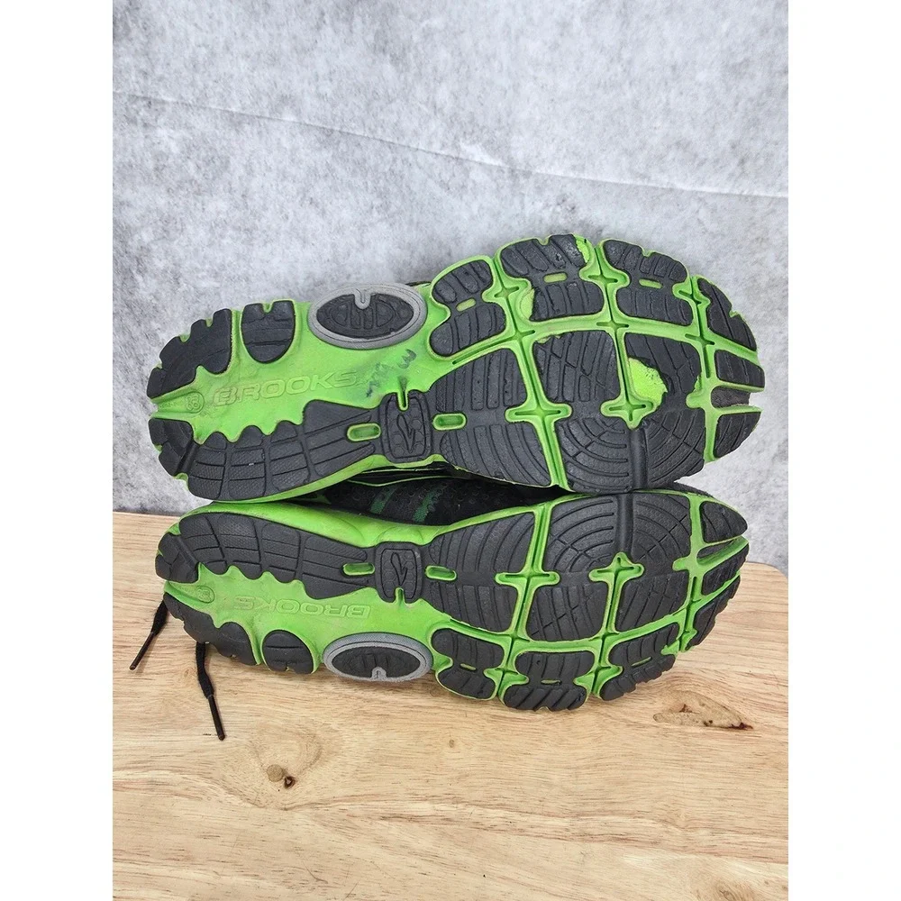 Brooks bottom sole